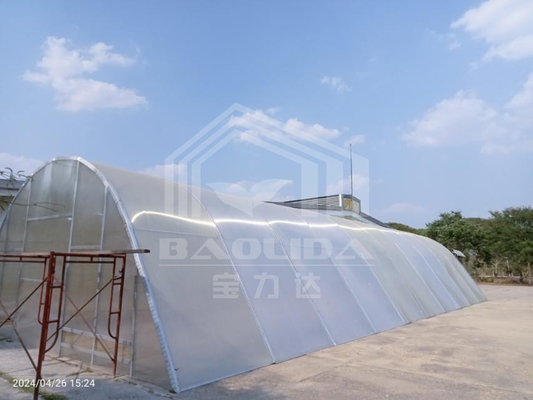 Anpassbares UV-geschütztes Polycarbonat-Trocknungsgewächshaus mit einfacher Montage und verstellbarer Spanne